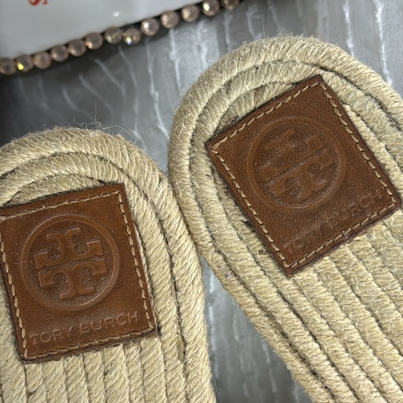 (S1) Tory Burch Benton Double T - Leather and Suede Logo Flats, Size 9.5 M - Picture 4 of 9